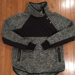 Abercrombie sweater sz M